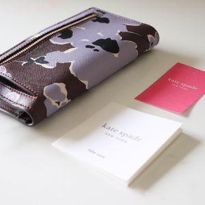 Kate Spade Slim bifold Wallet
